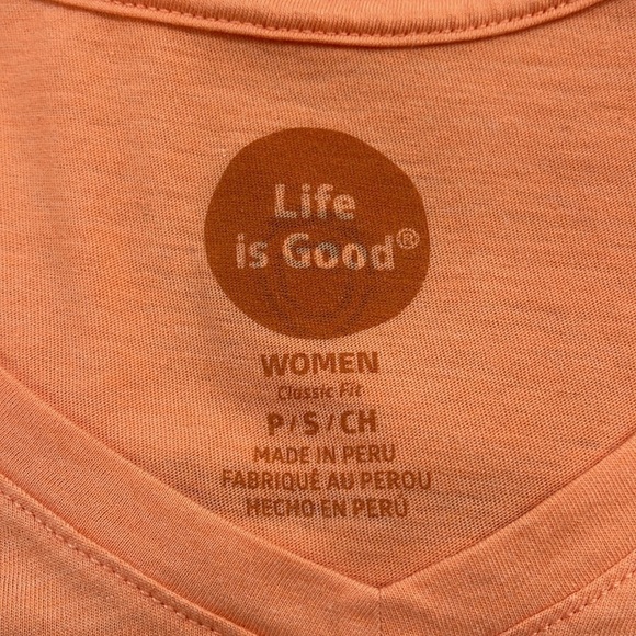 Life Is Good Peach Adirondack Chair Classic Fit V-Neck T-Shirt Size Small - Picture 7 of 8